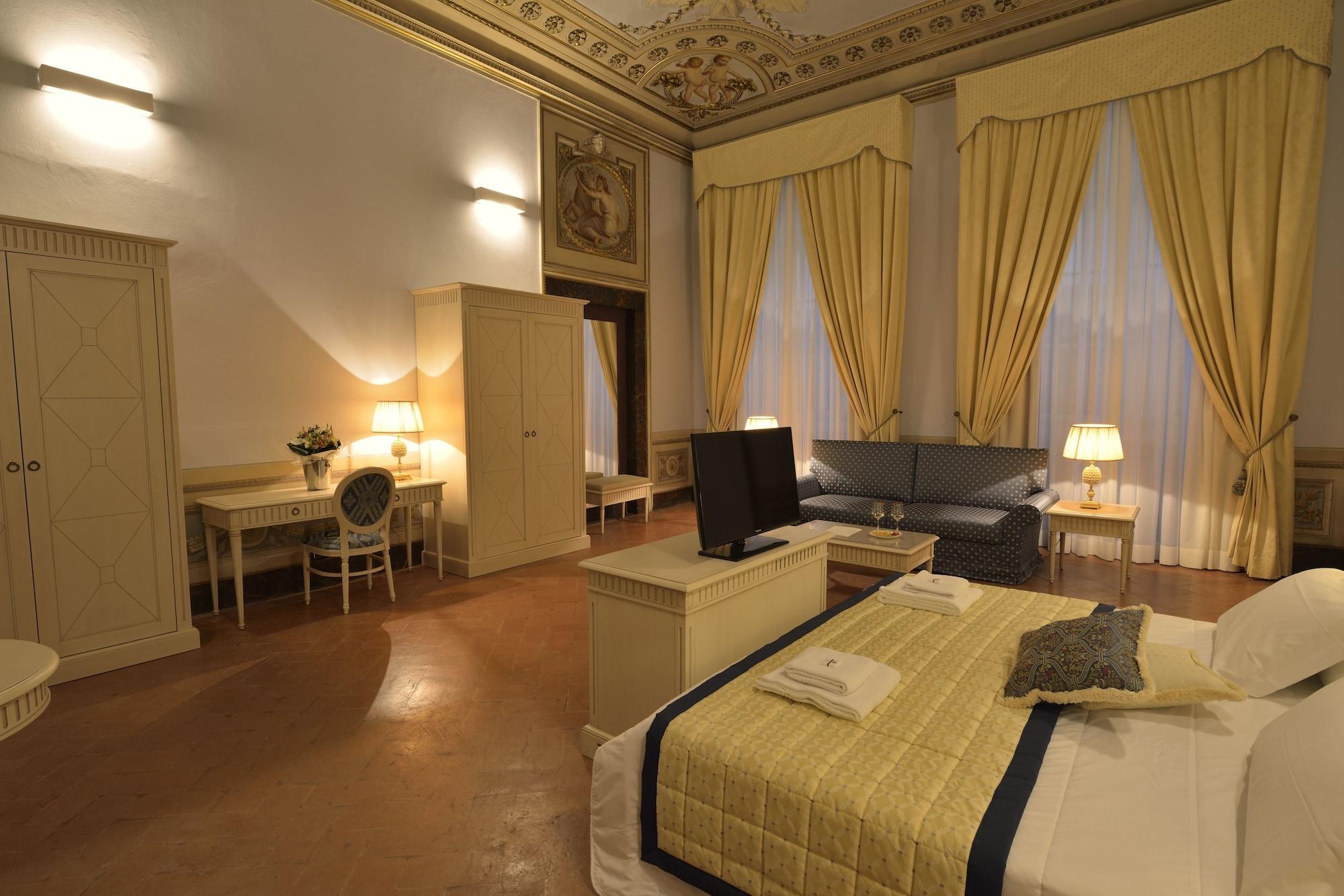 Palazzo Guicciardini Hotel Florence Exterior photo
