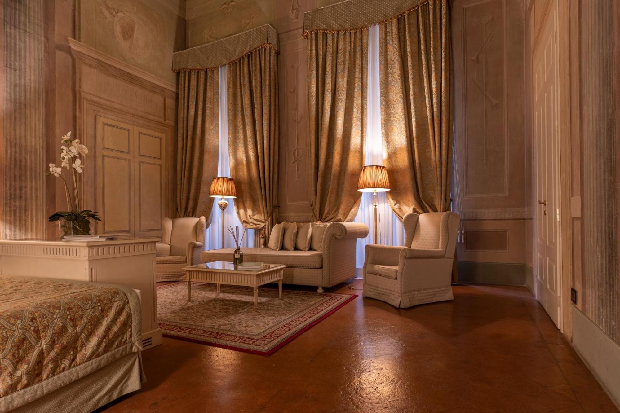 Palazzo Guicciardini Hotel Florence Exterior photo