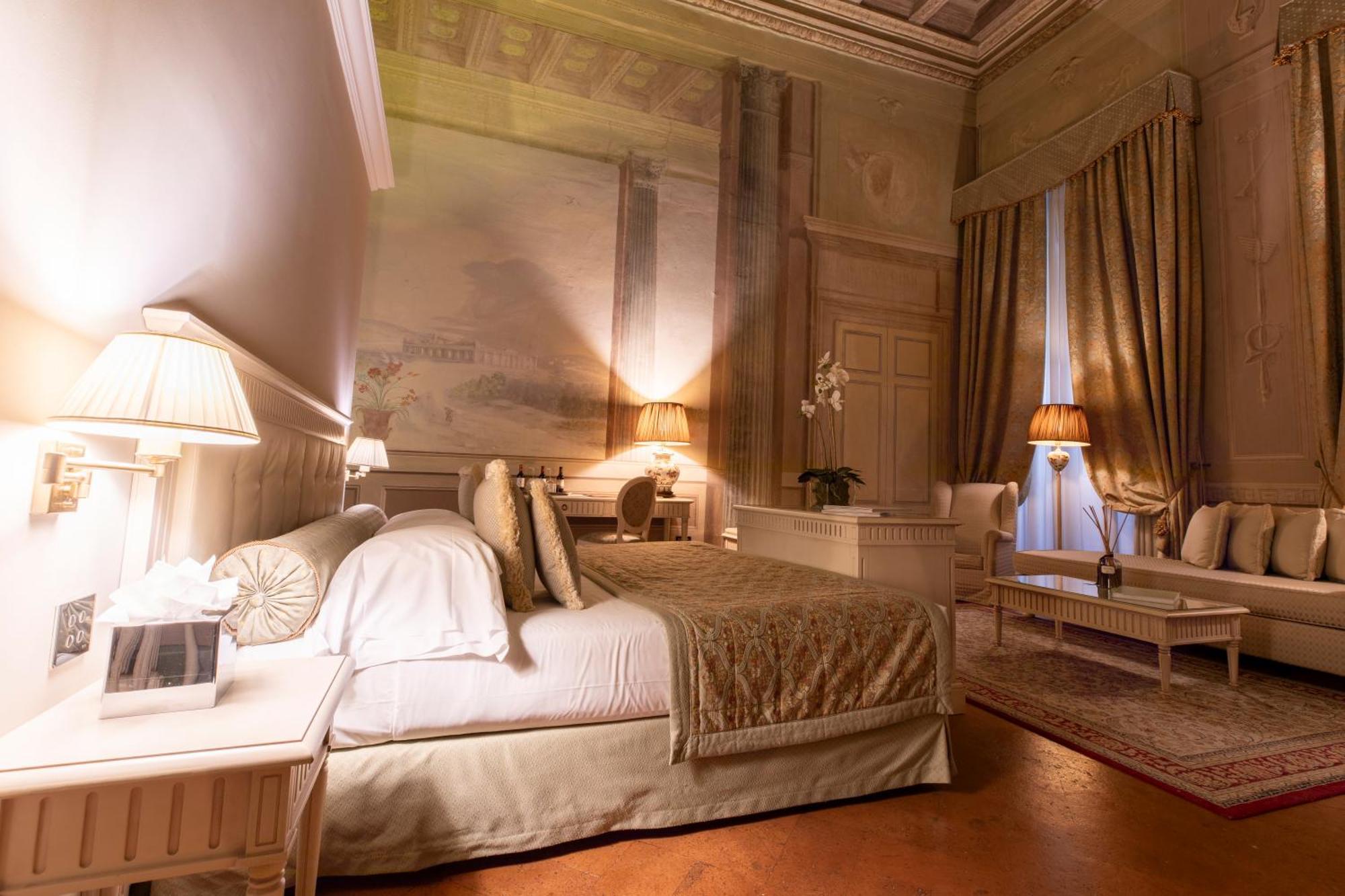 Palazzo Guicciardini Hotel Florence Exterior photo