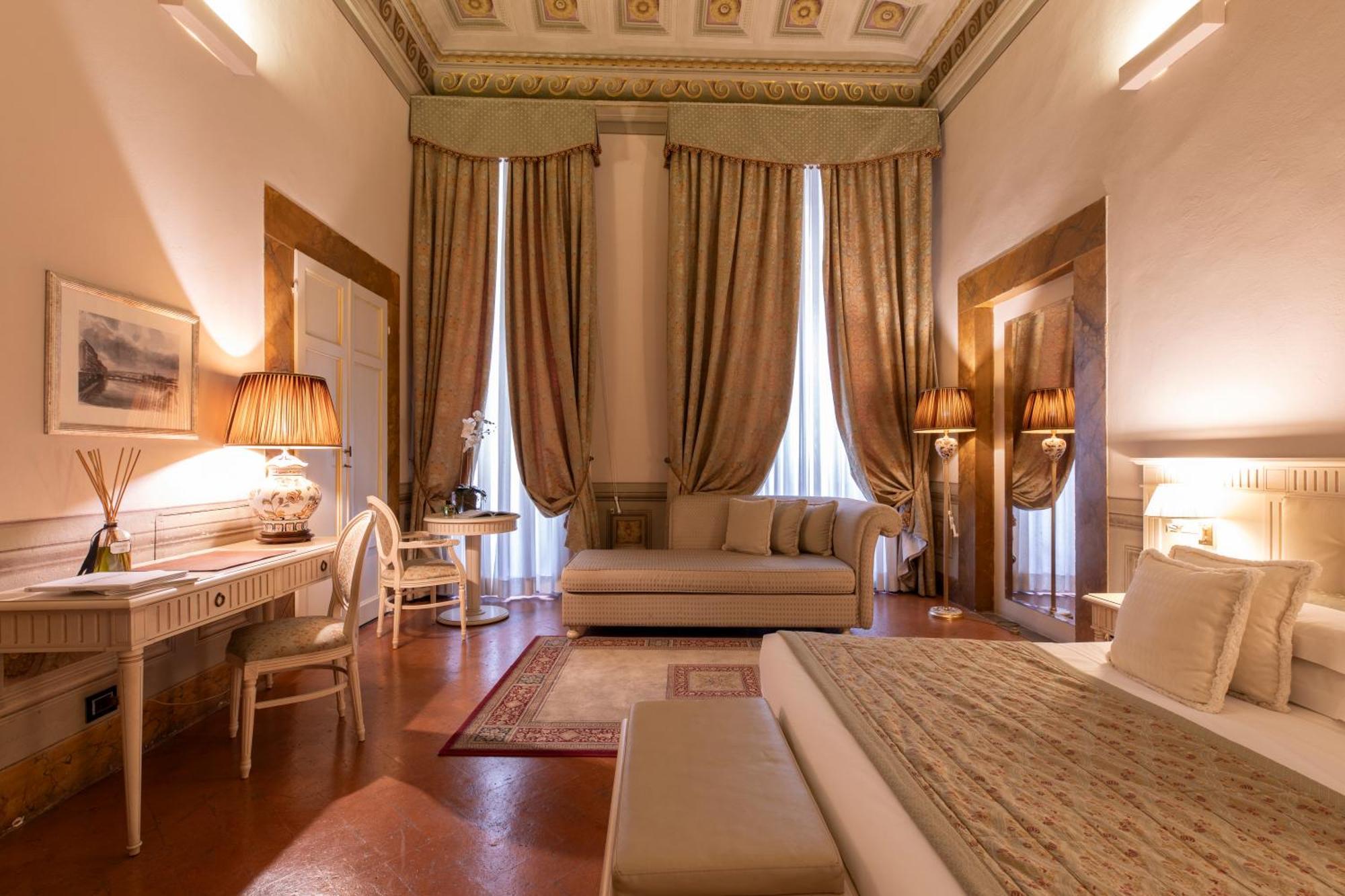 Palazzo Guicciardini Hotel Florence Exterior photo