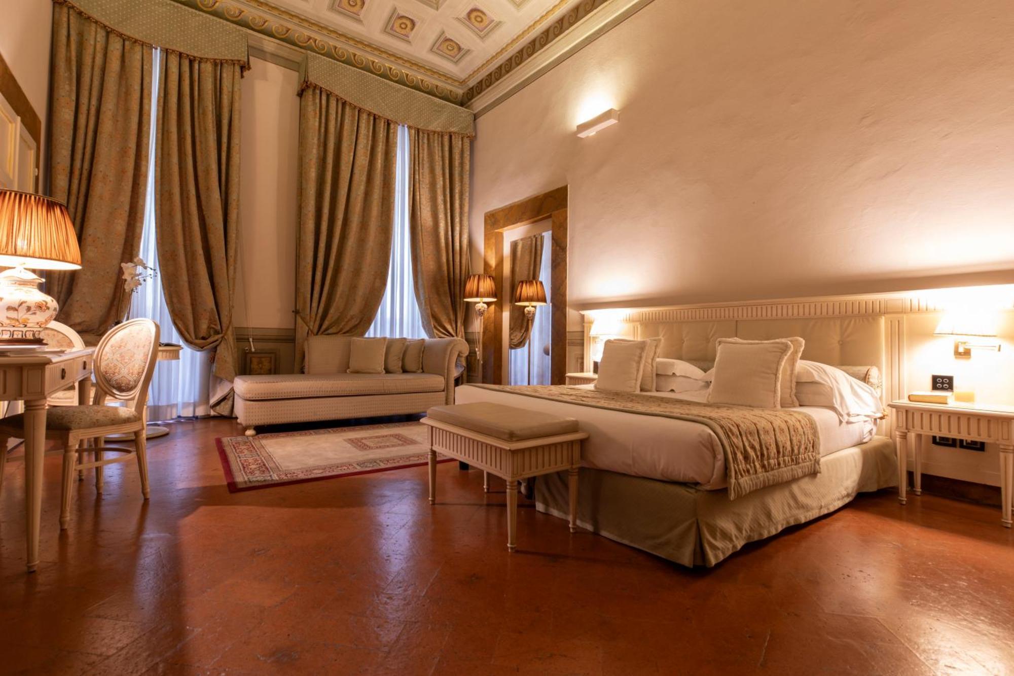 Palazzo Guicciardini Hotel Florence Exterior photo
