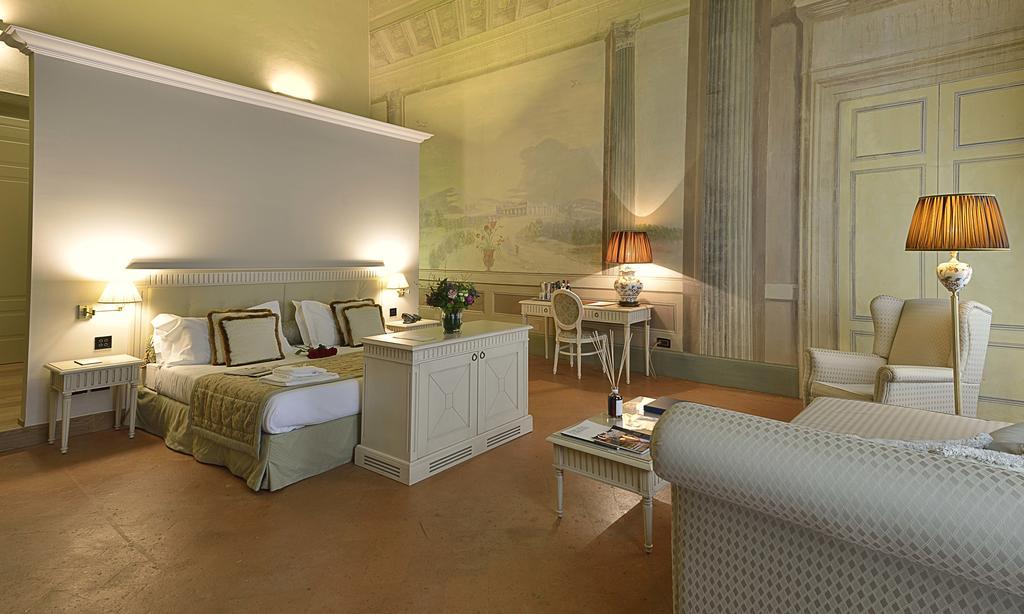 Palazzo Guicciardini Hotel Florence Exterior photo